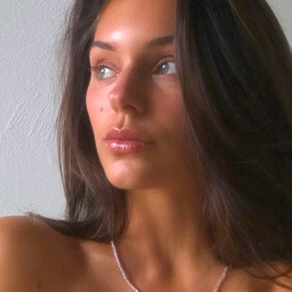 💎 LUV AJ x Alyssa Lynch Prong-Set Silver Tennis Necklace – Total Showstopper! - Picture 5 of 16